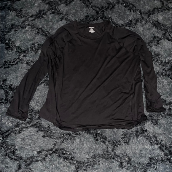 tek gear Tops - Tek Gear Black Long Sleeve Tee Essential Comfort